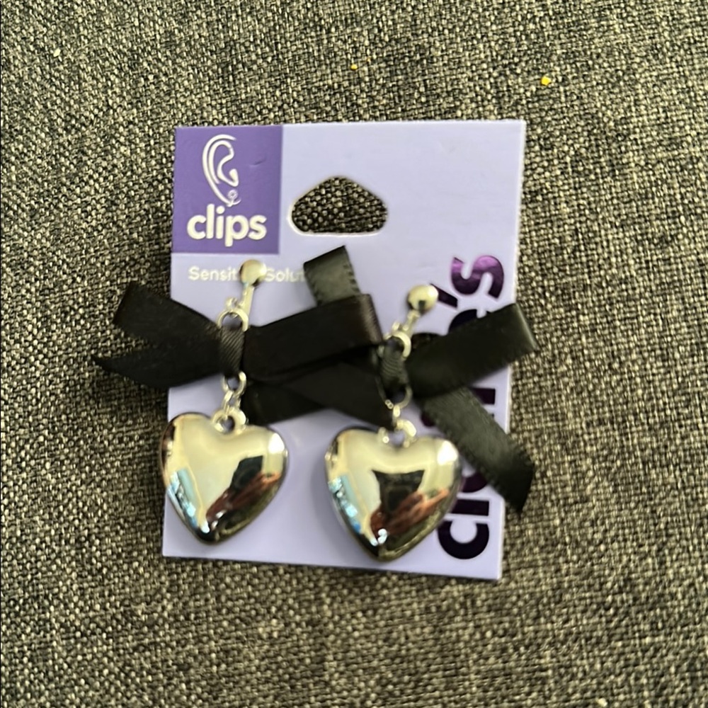 Claire's Shiny Clip on earrings  Silver Heart Earrings with Black Ribbon